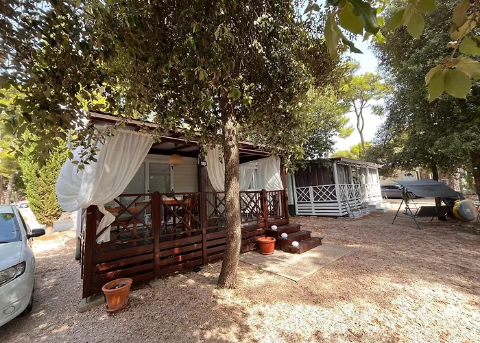 Mobile Ana Mia Campeggio Biograd Na Moru